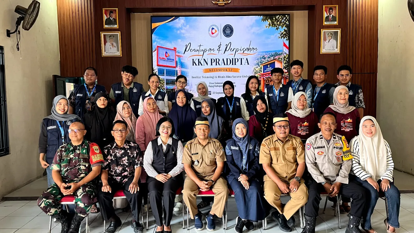 foto kegiatan perpisahan kkn pradipta